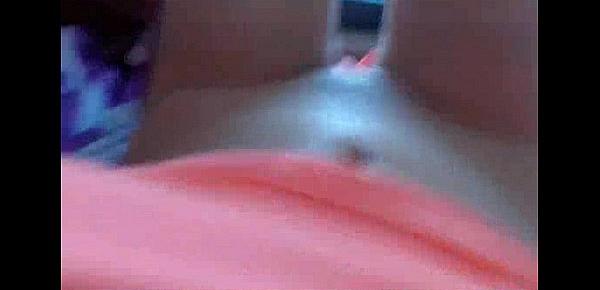  slut evelyn flashing ass on webcam